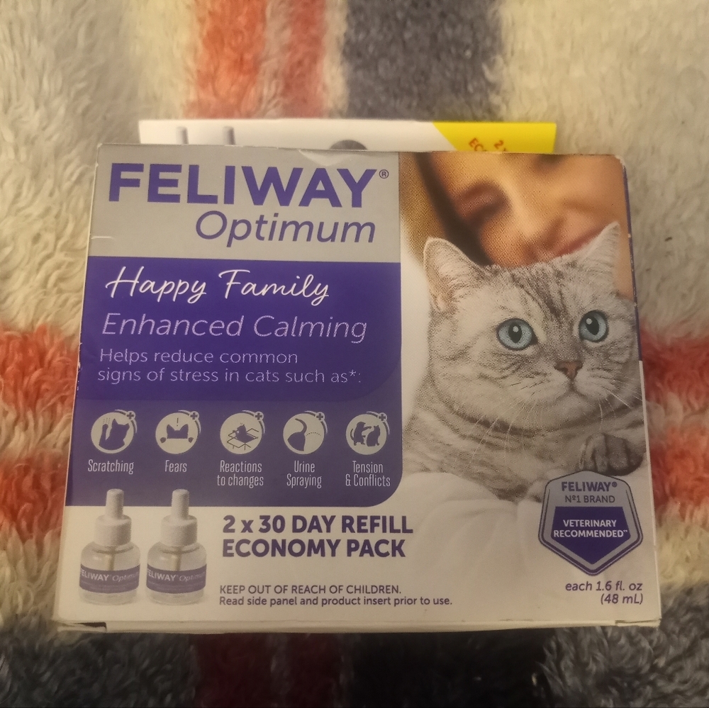 NWOT NIP Feliway Optimum Enhanced Calming Cat Refill - 2 Pack